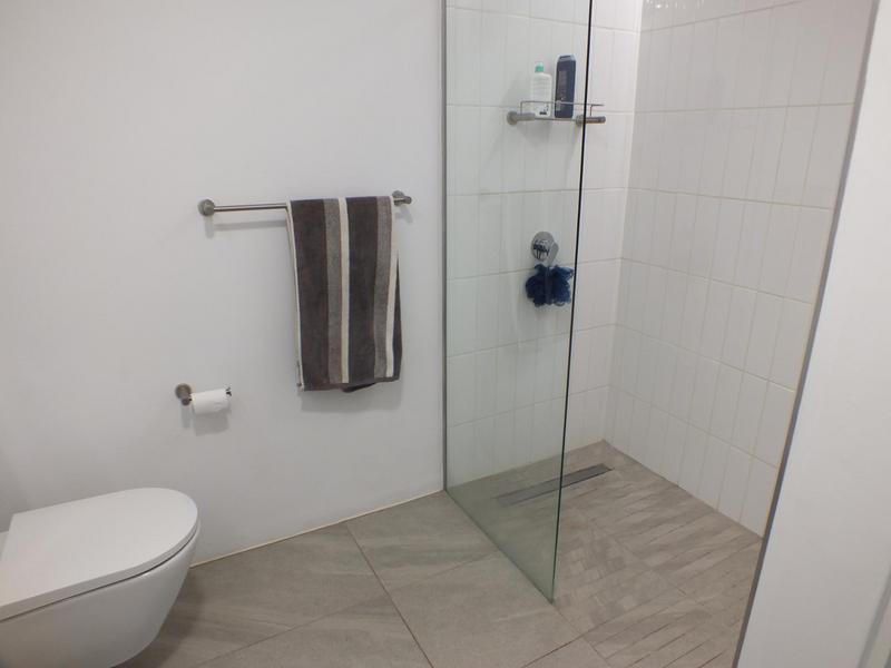 To Let 1 Bedroom Property for Rent in Devonbosch Precinct Western Cape